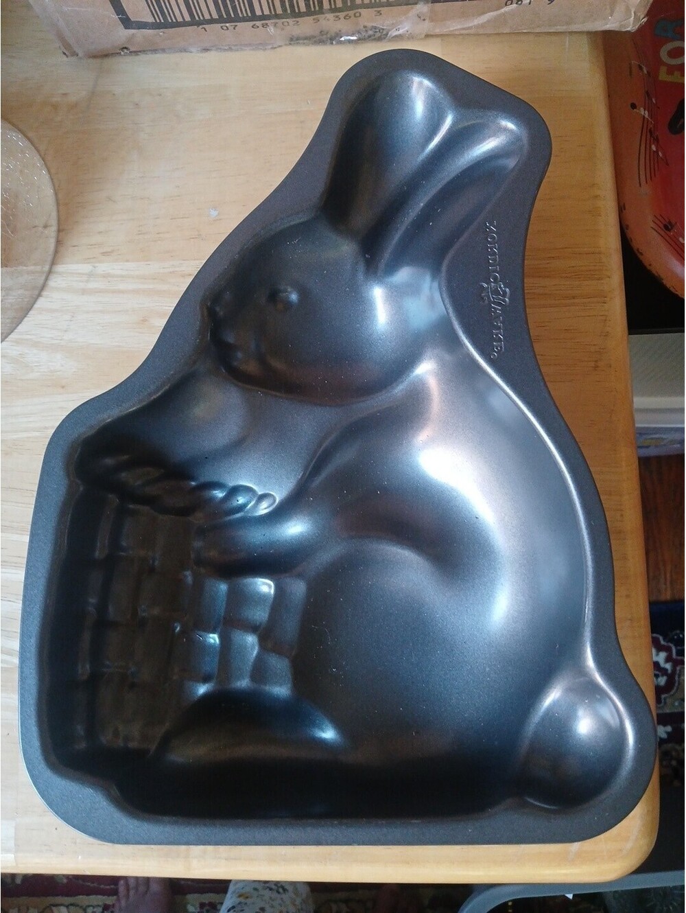 Nordic Ware 3D Easter Bunny Cake Pan/Mold Cast Aluminum Non Stick